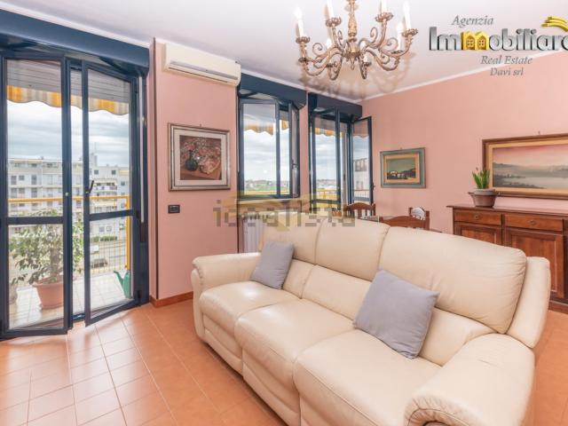 Appartamento in vendita di 109 m² in Viale Carlo Alberto dalla Chiesa, 5