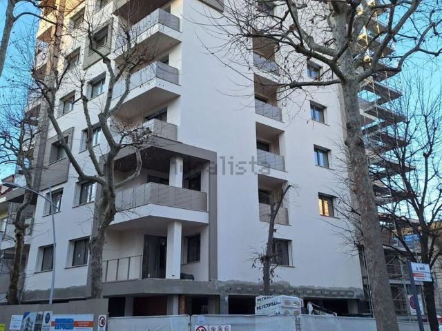 Appartamento in vendita di 109 m² in Viale della Vittoria, 36