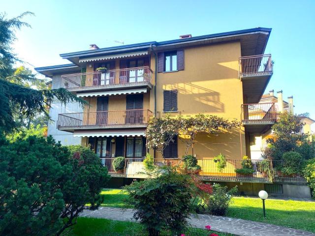 Appartamento in vendita di 109 m² in Viale Michelangelo Buonarroti