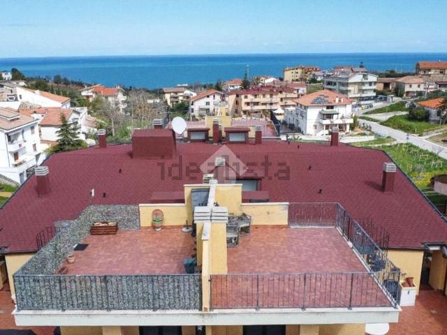 Appartamento in vendita di 109 m² in Contrada Lazzaretto, 84