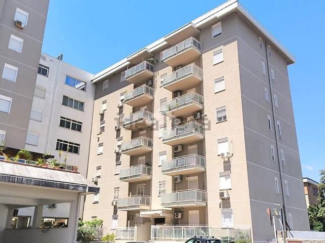 Appartamento in vendita di 109 m² in Largo Garufi Francesco, 11