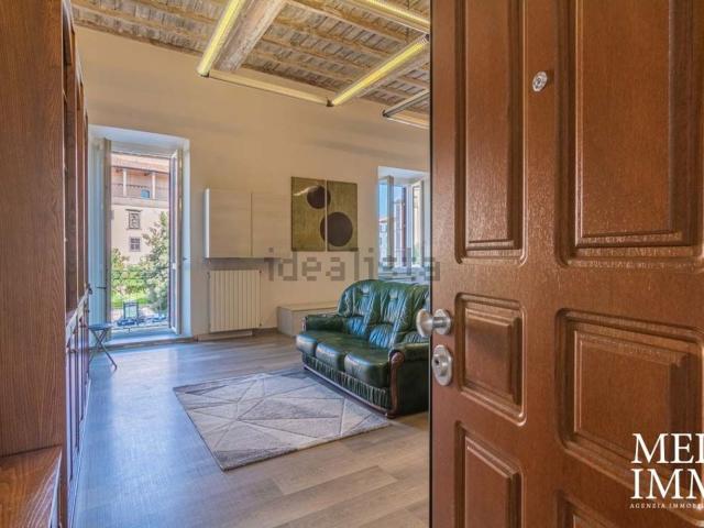 Appartamento in vendita di 109 m² in Piazza della Rocca, 6
