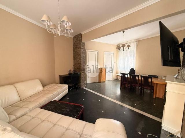 Appartamento in vendita di 109 m² in Piazza Nicolò Barabino, 10