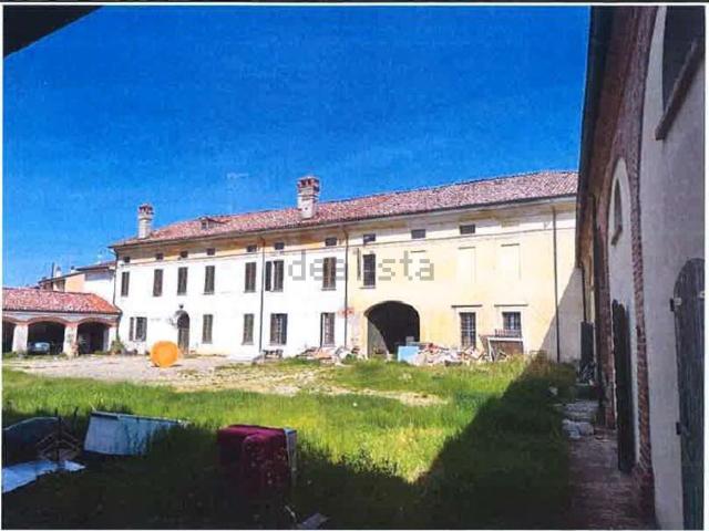 Appartamento in vendita di 1100 m² in Via Dovara
