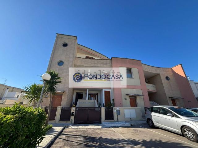 Appartamento in vendita di 110 m² in Via 4 Novembre, 2