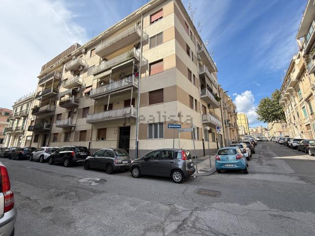 Appartamento in vendita di 110 m² in Via Colapesce, 9