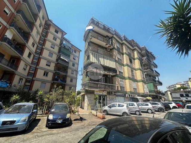 Appartamento in vendita di 110 m² in Via Consalvo