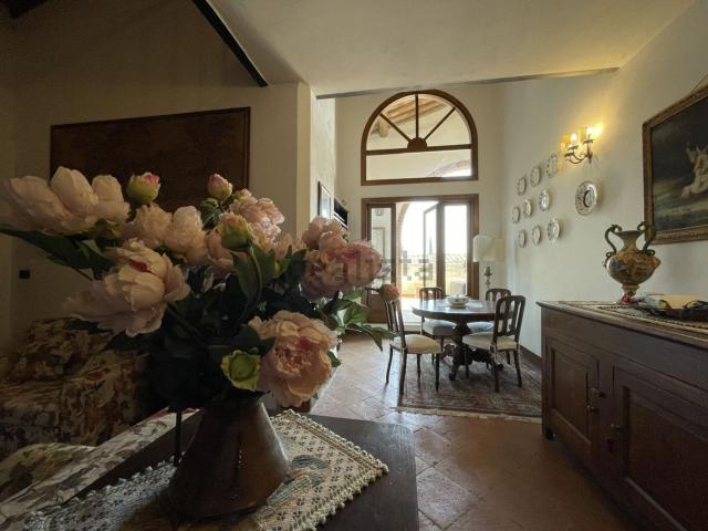 Appartamento in vendita di 110 m² in Via Corsano Grotti