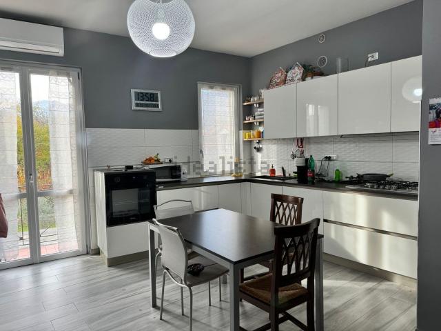 Appartamento in vendita di 110 m² in Via Cavalieri di Vittorio Veneto, 75