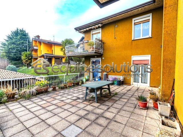 Appartamento in vendita di 110 m² in Via Cà Manot