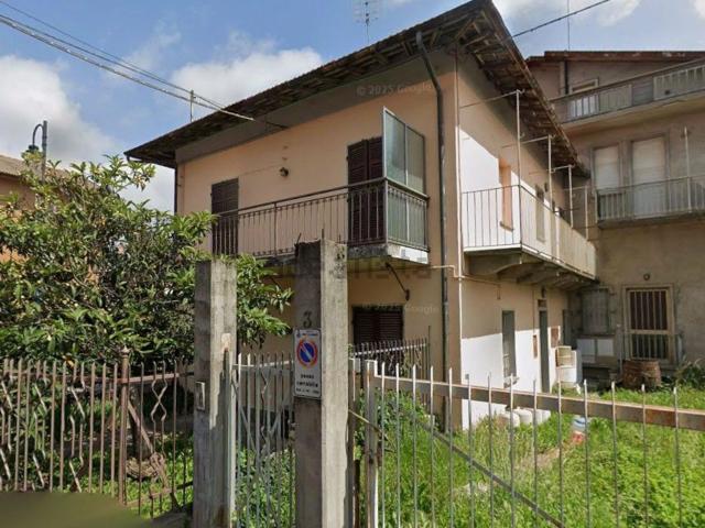 Appartamento in vendita di 110 m² in Via Caduti del Lavoro, 3