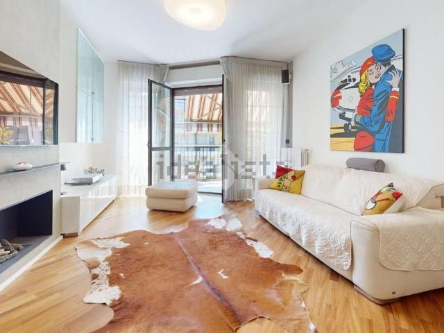 Appartamento in vendita di 120 m² in Via Caduti in Missione di Pace, 3