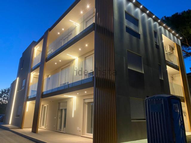 Appartamento in vendita di 110 m² in Via Caduti per la Libertà, 110