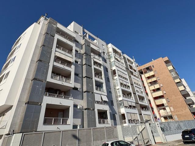 Appartamento in vendita di 110 m² in Via Caldarola, 27
