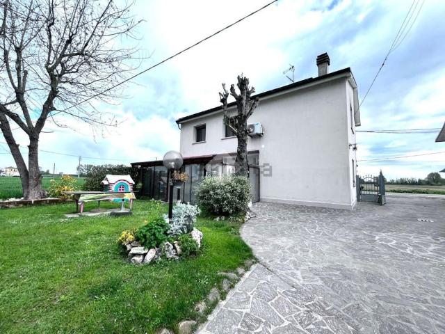 Appartamento in vendita di 110 m² in Via Canaletto, 37