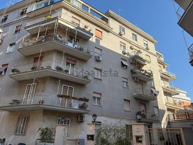 Appartamento in vendita di 110 m² in Via Cardinal Sanfelice