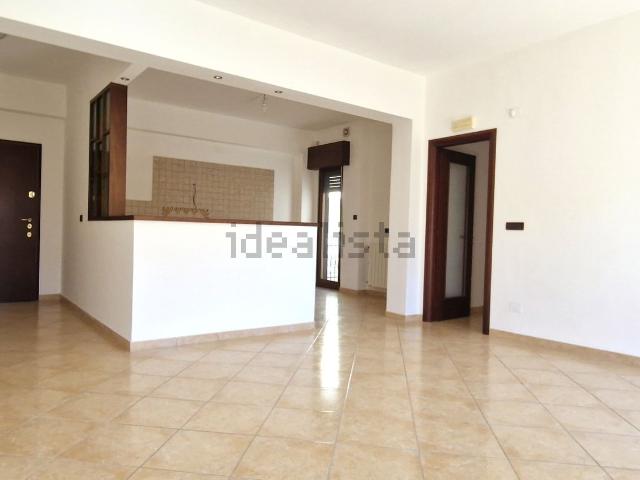 Appartamento in vendita di 110 m² in Via Carducci