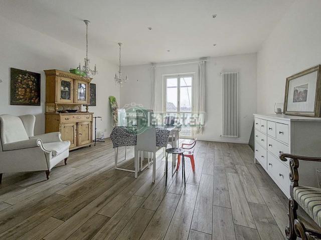 Appartamento in vendita di 110 m² in Via Carlo Alberto dalla Chiesa