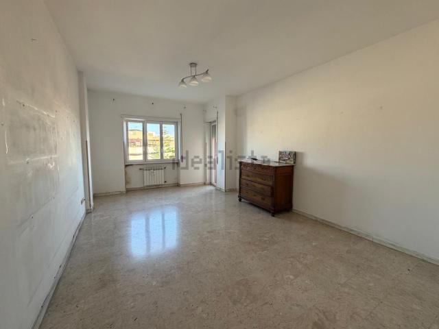 Appartamento in vendita di 110 m² in Via Carlo del Greco, 73