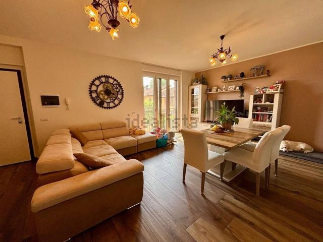 Appartamento in vendita di 110 m² in Via Carlo Tosi