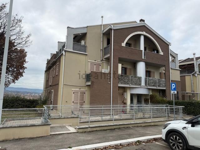 Appartamento in vendita di 110 m² in Via Carnano