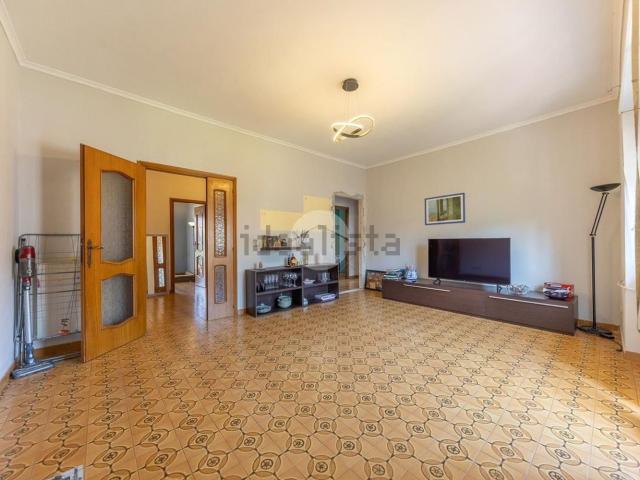 Appartamento in vendita di 110 m² in Via Castroregio