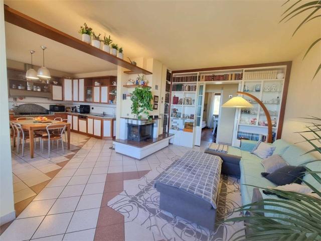 Appartamento in vendita di 110 m² in Via Certaldese
