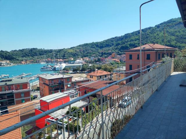 Appartamento in vendita di 110 m² in Via Cesare Battisti, 149
