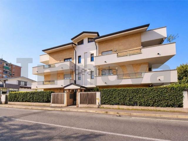 Appartamento in vendita di 110 m² in Via Cesare Battisti, 33