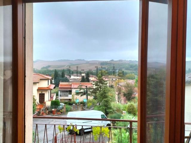 Appartamento in vendita di 110 m² in Via Cesare Battisti