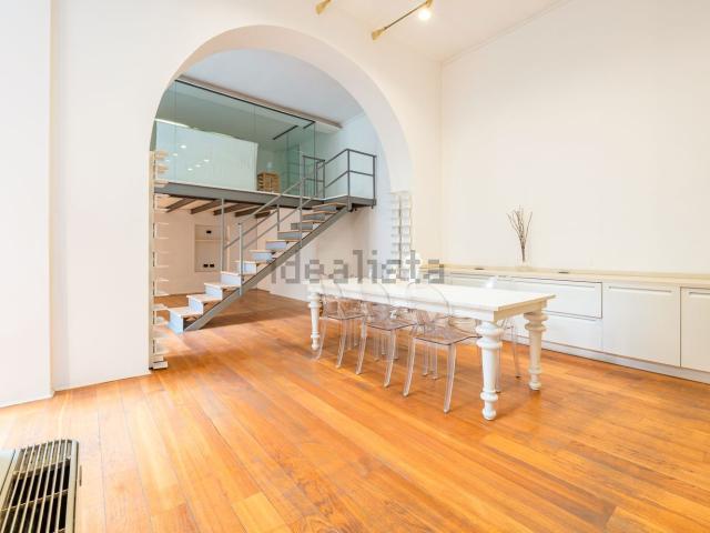 Appartamento in vendita di 110 m² in Via Cesare Cesariano, 14