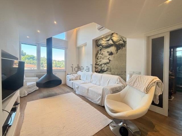Appartamento in vendita di 110 m² in Via Chiantigiana, 120