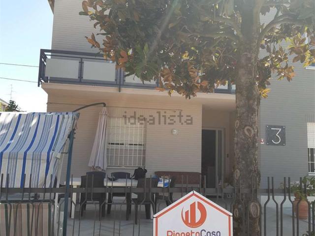 Appartamento in vendita di 110 m² in Via Chiesa Vecchia, 3