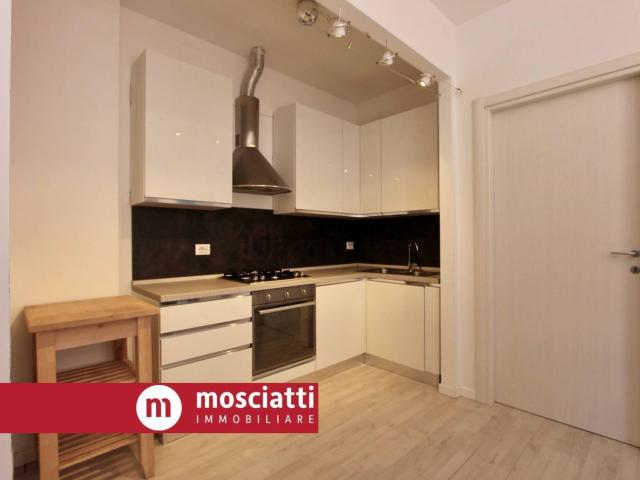 Appartamento in vendita di 110 m² in Via Circonvallazione, 15