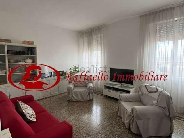 Appartamento in vendita di 110 m² in Via Ciro Menotti