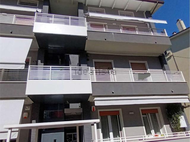 Appartamento in vendita di 110 m² in Via Ciro Menotti, 133