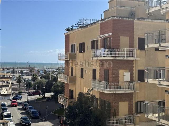 Appartamento in vendita di 110 m² in Via Cristoforo Colombo