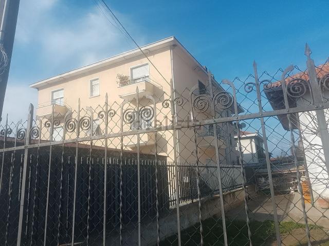Appartamento in vendita di 110 m² in Via Cristoforo Colombo, 42