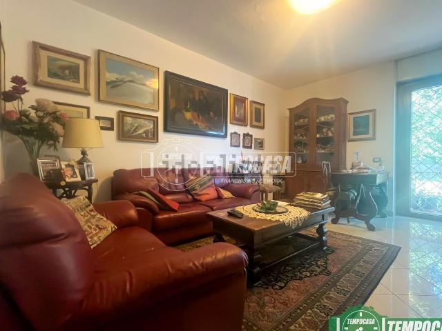 Appartamento in vendita di 110 m² in Via Cupello