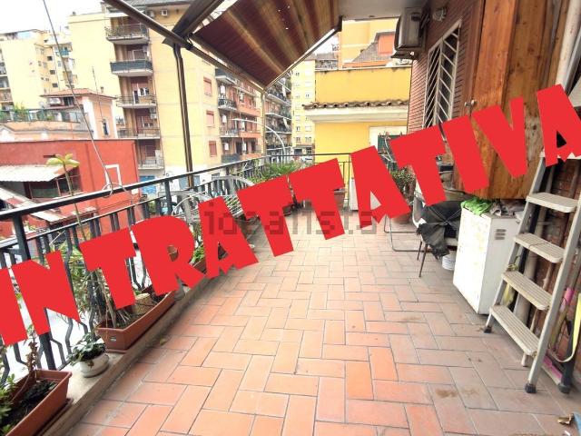 Appartamento in vendita di 110 m² in Via Cupra, 9
