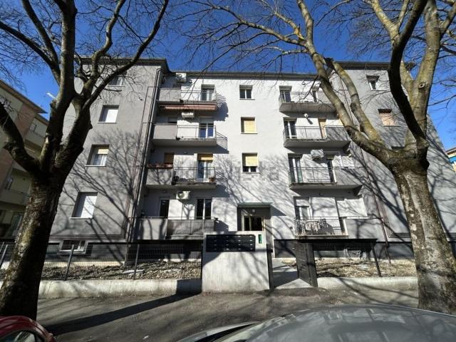 Appartamento in vendita di 110 m² in Via Amedeo Tabanelli