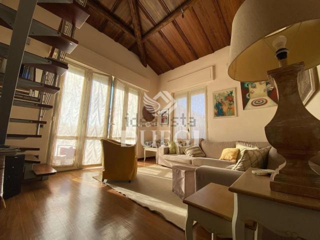 Appartamento in vendita di 110 m² in Via Amerigo Vespucci, 55049
