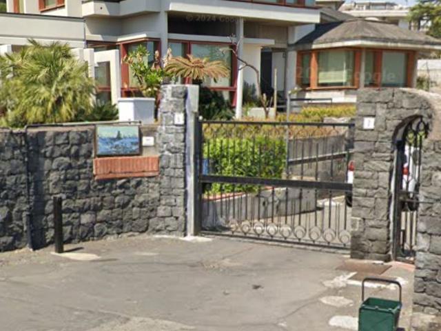 Appartamento in vendita di 110 m² in Via Antonello da Messina, 5