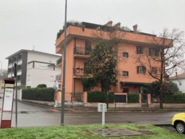 Appartamento in vendita di 110 m² in Via Antonio Anguissola