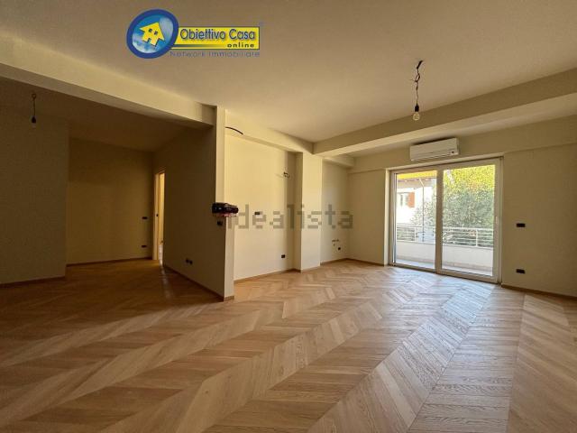 Appartamento in vendita di 110 m² in Via Antonio de Benedictis, 16