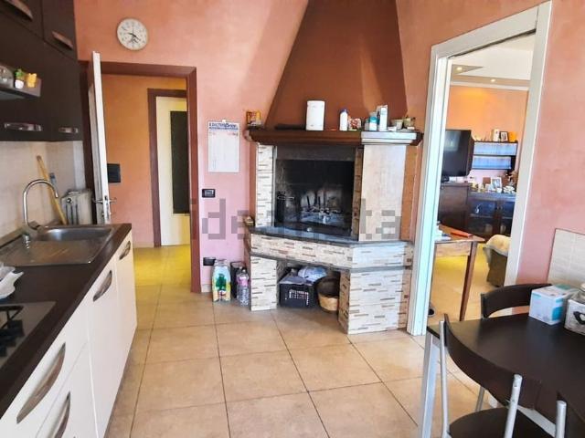 Appartamento in vendita di 110 m² in Via Angelo Orlandi