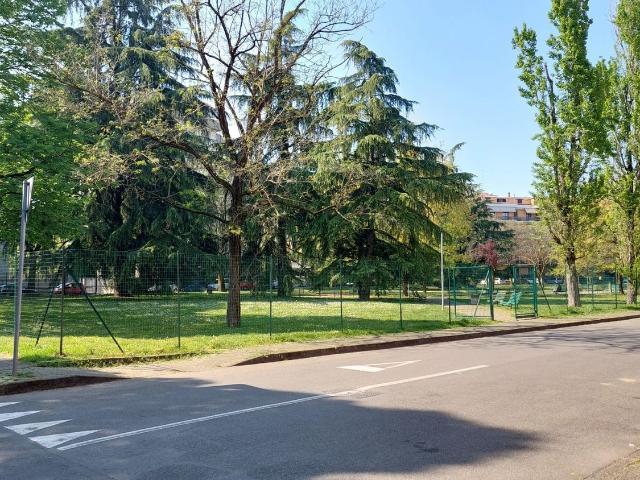 Appartamento in vendita di 110 m² in Via Angelo Quadrelli