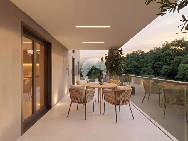 Appartamento in vendita di 110 m² in Via Ada Negri, 1