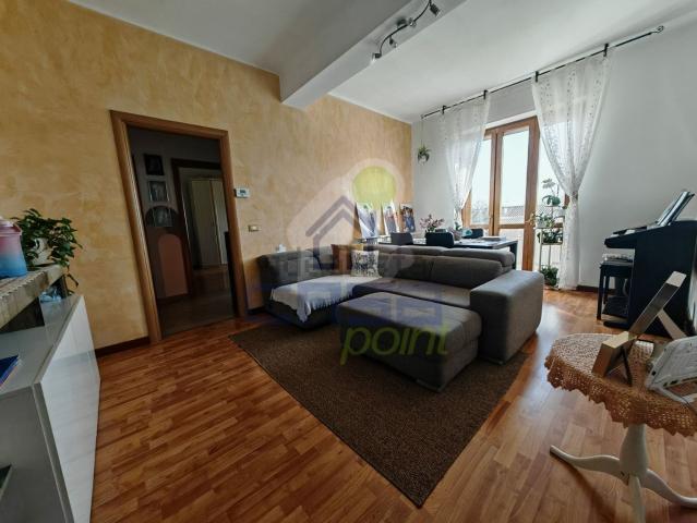 Appartamento in vendita di 110 m² in Via Ada Negri