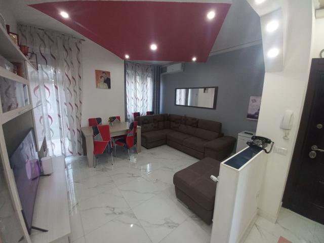 Appartamento in vendita di 110 m² in Via Ada Negri